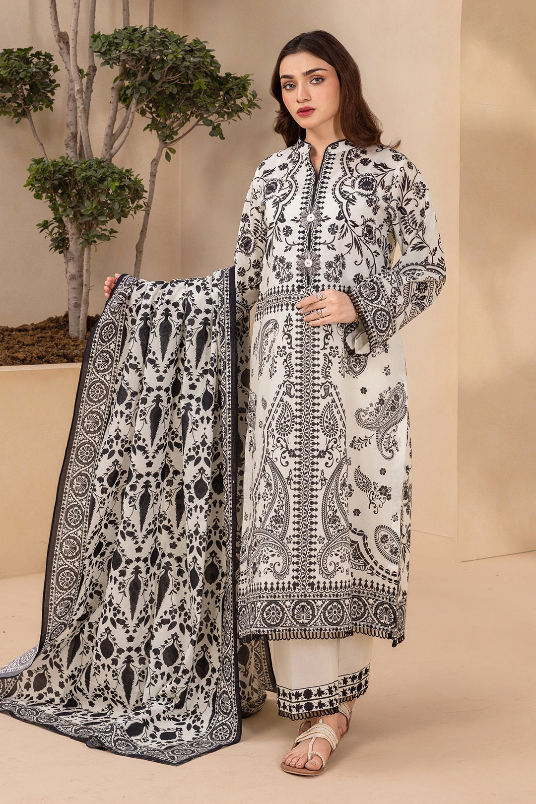 Premium Black & White Printed Lawn 3-Piece Unstitched Suit